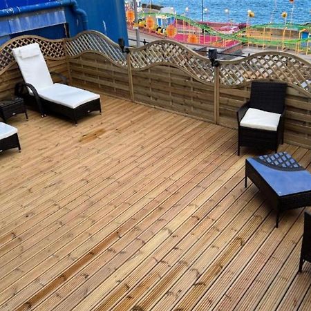 Sea View Apartment Large Balcony Whirlpool Bath 2 Bedrooms Sky Glass Tv Bridlington Exterior photo